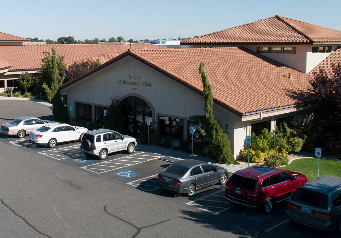 kennewick tri city orthopaedic clinic building front 2 landscape